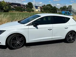 Weiß Gebraucht 2019 Cupra Leon Limousine | 21.500 € (Superpreis)