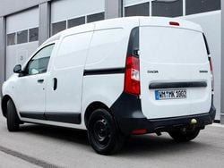 Weiß Gebraucht 2020 Dacia Dokker Express Comfort Van | 7.600 € (Guter Preis)