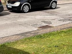 Blau Gebraucht 2002 Opel Corsa Kleinwagen | 800 € (Guter Preis)