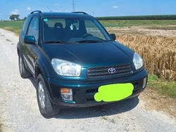 Grün Gebraucht 2003 Toyota RAV4 SUV | 4.750 € (Guter Preis)