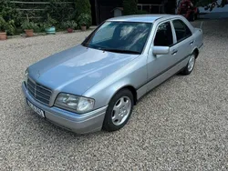 Silber Gebraucht 1995 Mercedes C250 Elegance Limousine | 6.900 €