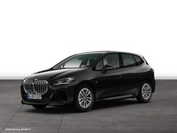 Black sapphire metallic Gebraucht 2024 BMW 216 Active Tourer Luxury Line Van / Kleinbus | 32.874 € (Teuer)