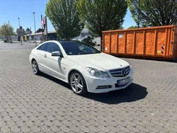 Weiß Gebraucht 2011 Mercedes E350 Edition Coupé | 12.000 € (Fairer Preis)