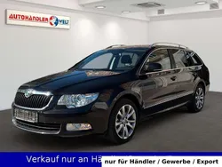 Schwarz Gebraucht 2013 Skoda Superb Kombi | 4.799 € (Superpreis)