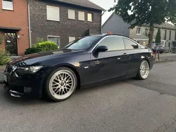 Blau Gebraucht 2007 BMW 330 Performance Coupé | 16.200 € (Teuer)