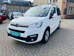 Weiß Gebraucht 2016 Citroën Berlingo Shine Van / Kleinbus | 7.990 € (Guter Preis)