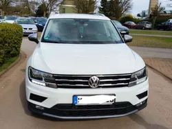 Weiß Gebraucht 2018 VW Tiguan Allspace Trendline SUV | 23.000 € (Etwas zu teuer)