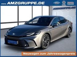 Precious metal met Neu 2025 Toyota Camry Limousine | 47.990 €