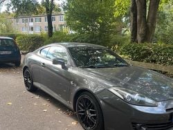 Grau Gebraucht 2009 Hyundai Coupé Coupé | 6.500 € (Teuer)