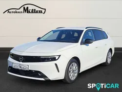 Arktis weiß Gebraucht 2024 Opel Astra Enjoy Kombi | 20.821 € (Guter Preis)