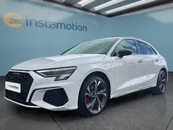 Weiß Gebraucht 2022 Audi A3 e-tron Kleinwagen | 26.899 €