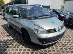 Grau Gebraucht 2003 Renault Grand Espace Expression Van / Kleinbus | 1.490 € (Fairer Preis)