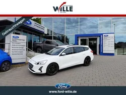 Frostweiß Gebraucht 2019 Ford Focus Trend Kombi | 10.990 € (Fairer Preis)