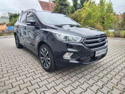 Schwarz Gebraucht 2017 Ford Kuga ST-Line SUV | 13.290 € (Guter Preis)