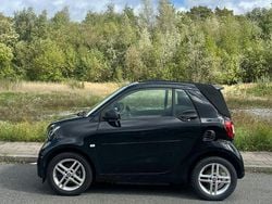 Schwarz Gebraucht 2020 Smart ForTwo Electric Drive Cabrio | 9.890 € (Guter Preis)