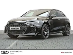 Schwarz Gebraucht 2025 Audi RS3 Sportback Comfort Kleinwagen | 74.980 €