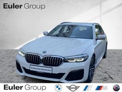 Weiss Gebraucht 2022 BMW 520 Performance Kombi | 34.849 € (Fairer Preis)