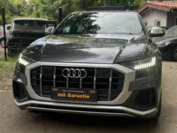 Grau Gebraucht 2021 Audi SQ8 Sport SUV | 53.999 € (Superpreis)
