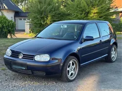 Blau Gebraucht 2000 VW Golf IV Edition Limousine | 1.450 € (Fairer Preis)