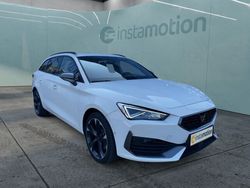 Weiß Gebraucht 2022 Cupra Leon Kombi | 30.730 € (Teuer)
