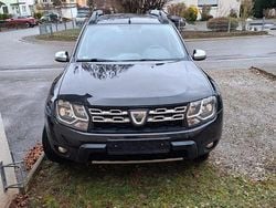 Schwarz Gebraucht 2015 Dacia Duster Prestige SUV | 8.900 € (Fairer Preis)
