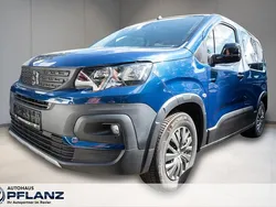 Blau Gebraucht 2022 Peugeot e-Rifter Active Van / Kleinbus | 24.990 €