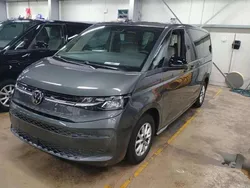 Indiumgrau metallic Gebraucht 2024 VW T7 Life Van | 52.880 € (Superpreis)