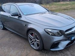 Grau Gebraucht 2019 Mercedes E63S AMG AMG Limousine | 56.000 € (Superpreis)