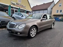 Grau Gebraucht 2006 Mercedes E220 Kombi | 3.480 € (Fairer Preis)
