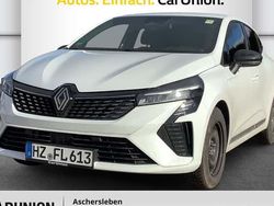 Weiß Gebraucht 2024 Renault Clio V Techno Limousine | 19.995 € (Teuer)