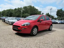 Rot Gebraucht 2018 Fiat Punto More Kleinwagen | 5.880 € (Fairer Preis)