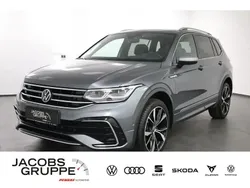 Grau Gebraucht 2024 VW Tiguan Allspace R-line SUV | 47.959 € (Etwas zu teuer)