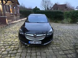 Schwarz Gebraucht 2014 Opel Insignia Eco Kombi | 9.500 € (Etwas zu teuer)