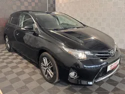 Schwarz Gebraucht 2014 Toyota Auris Life+ Limousine | 9.470 € (Guter Preis)