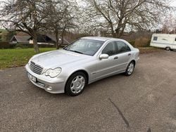 Silber Gebraucht 2004 Mercedes C180 Classic Limousine | 2.999 € (Guter Preis)