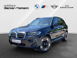 M carbonschwarz Gebraucht 2022 BMW iX3 Impressive SUV | 46.897 € (Teuer)