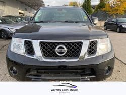 Schwarz Gebraucht 2011 Nissan Pathfinder SUV | 5.599 €
