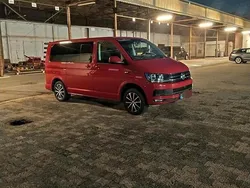 Rot Gebraucht 2017 VW T6 Van | 32.000 € (Teuer)