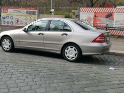Silber Gebraucht 2004 Mercedes C180 Classic Limousine | 2.900 € (Guter Preis)