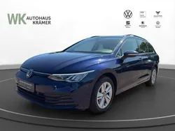Blau Gebraucht 2024 VW Golf VIII Life Kombi | 24.990 € (Superpreis)