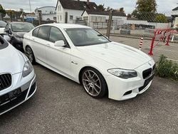 Weiß Gebraucht 2011 BMW 523 Limousine | 7.350 € (Superpreis)