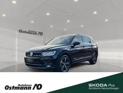 Deep black perleffekt Gebraucht 2020 VW Tiguan Highline SUV | 29.980 € (Fairer Preis)