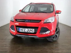 Rot Gebraucht 2016 Ford Kuga Trend SUV | 9.990 € (Superpreis)