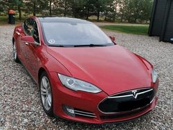 Rot Gebraucht 2013 Tesla Model S Kleinwagen | 10.500 €