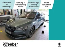 Quarzgrau (metallic) Gebraucht 2021 Skoda Superb SportLine Kombi | 26.930 € (Fairer Preis)