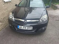 Schwarz Gebraucht 2009 Opel Astra Edition Kleinwagen | 2.150 € (Guter Preis)