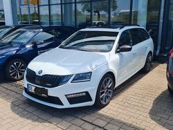 Weiß Gebraucht 2017 Skoda Octavia RS Kombi | 16.500 € (Fairer Preis)