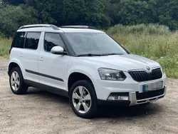 Weiß Gebraucht 2016 Skoda Yeti Ambition SUV | 15.500 € (Fairer Preis)