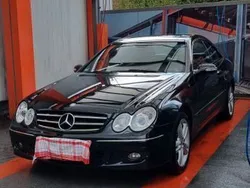 Schwarz Gebraucht 2005 Mercedes CLK350 Avantgarde Coupé | 5.000 € (Fairer Preis)