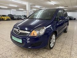 Grau Gebraucht 2013 Opel Zafira Family Van / Kleinbus | 3.498 € (Guter Preis)